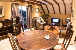 Apartment, 1 Bedroom | Living area | Flat-screen TV - Emzini Apartments (Sandton)