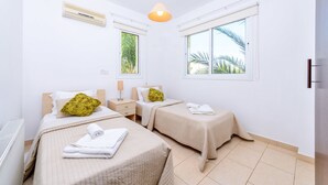Room - Sirena Bay Villa 14 (Paralimni)