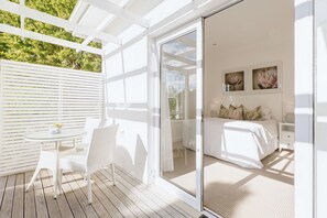 Standard Suite, 1 Bedroom, Garden View | Egyptian cotton sheets, premium bedding, down comforters, minibar