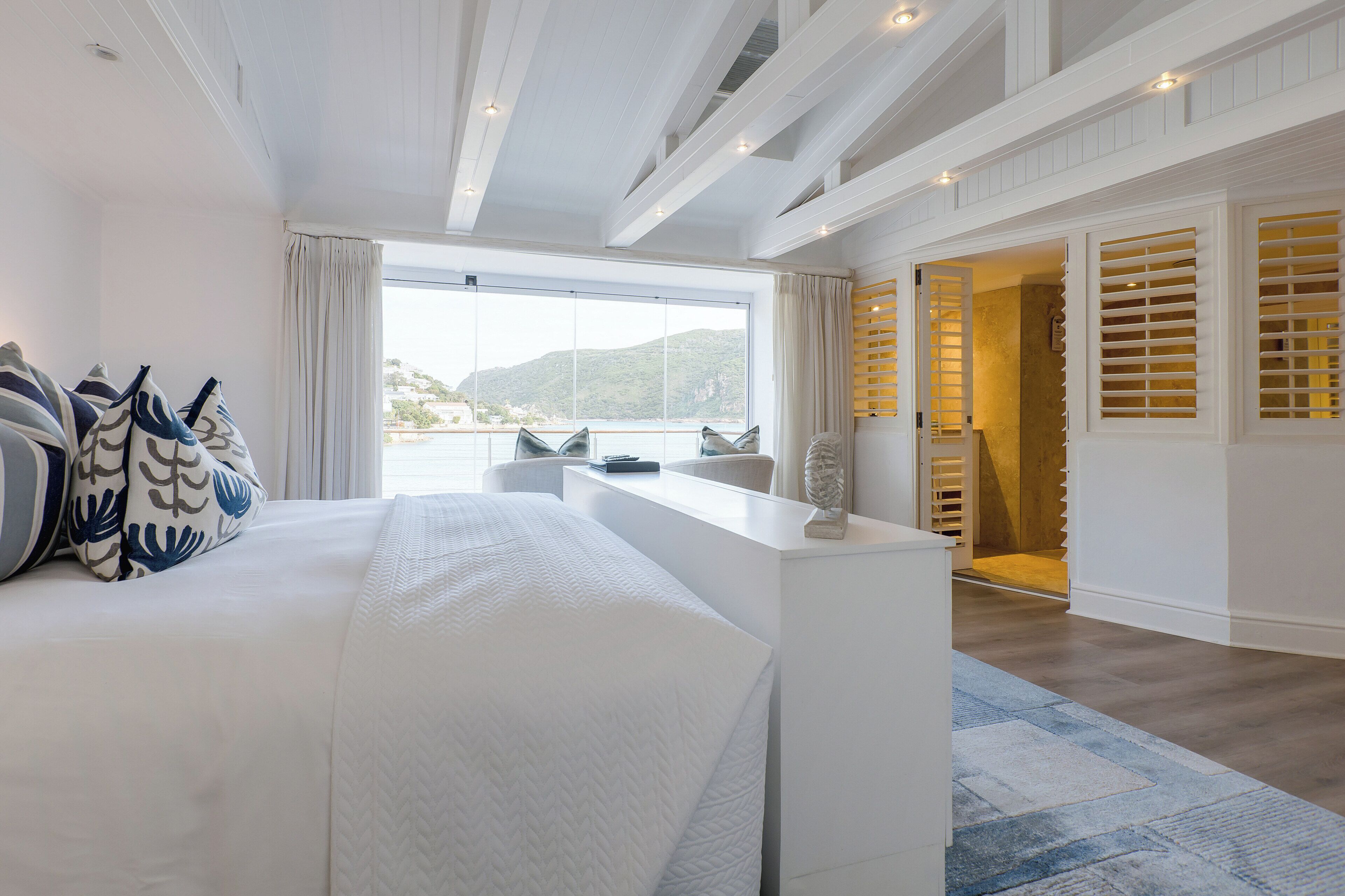 Luxury Suite, 1 King Bed, Balcony, Lagoon View | Egyptian cotton sheets, premium bedding, down comforters, minibar