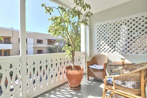Balcony - The Cape Colonial (Cape Town)