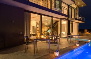 Bar (on property) - Retreat on Hove (Cape Town)