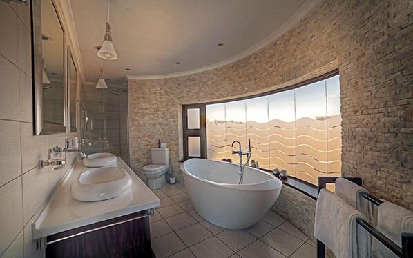 Bathroom - Beach Lodge (Swakopmund)