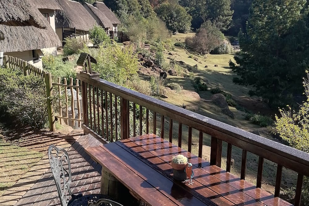 Hawklee Country House
