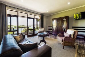 Minibar, caja de seguridad en la habitación y wifi gratis