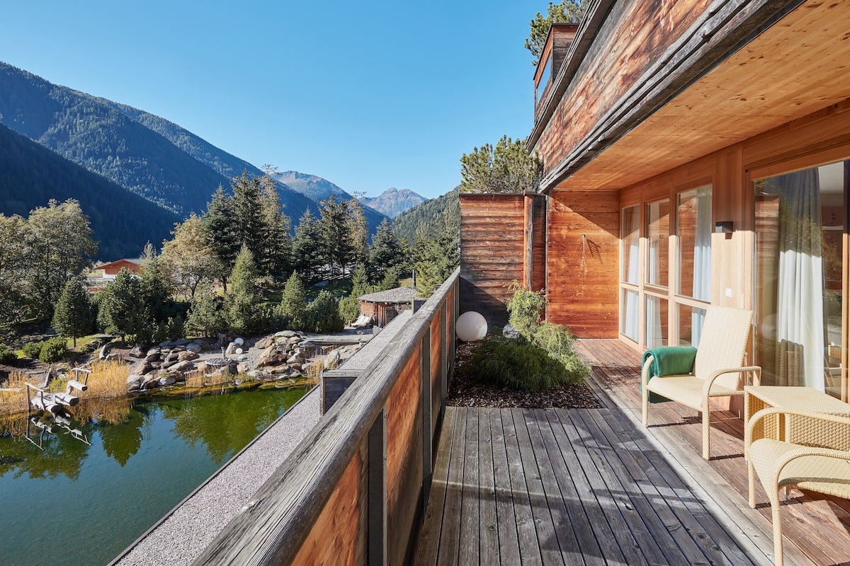 Superior Suite, Mountain View | 2 bedrooms, hypo-allergenic bedding, in-room safe, desk