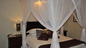 Blue Crane Self-catering Family Suite | Children's theme room