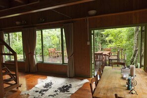 Forest Lodge | Restauration dans la chambre