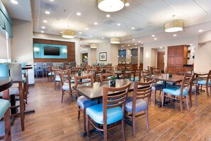 Restaurant - Drury Inn & Suites Burlington (Burlington)
