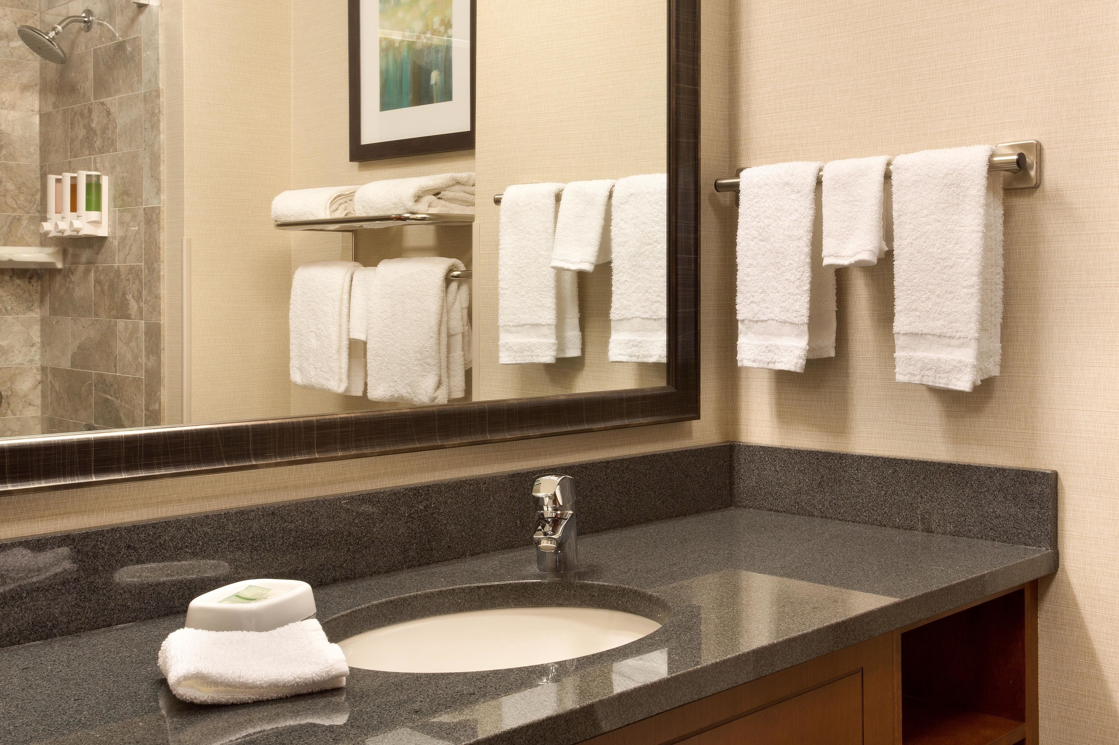 combined shower/bathtub, free toiletries, hair dryer, towels