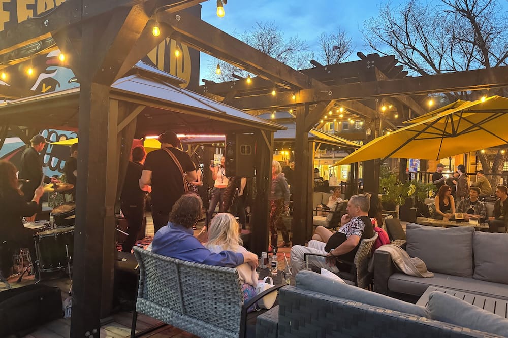 Commercial Hotel