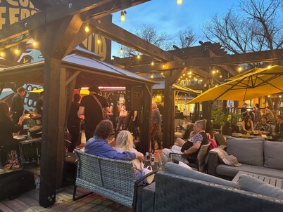 Commercial Hotel