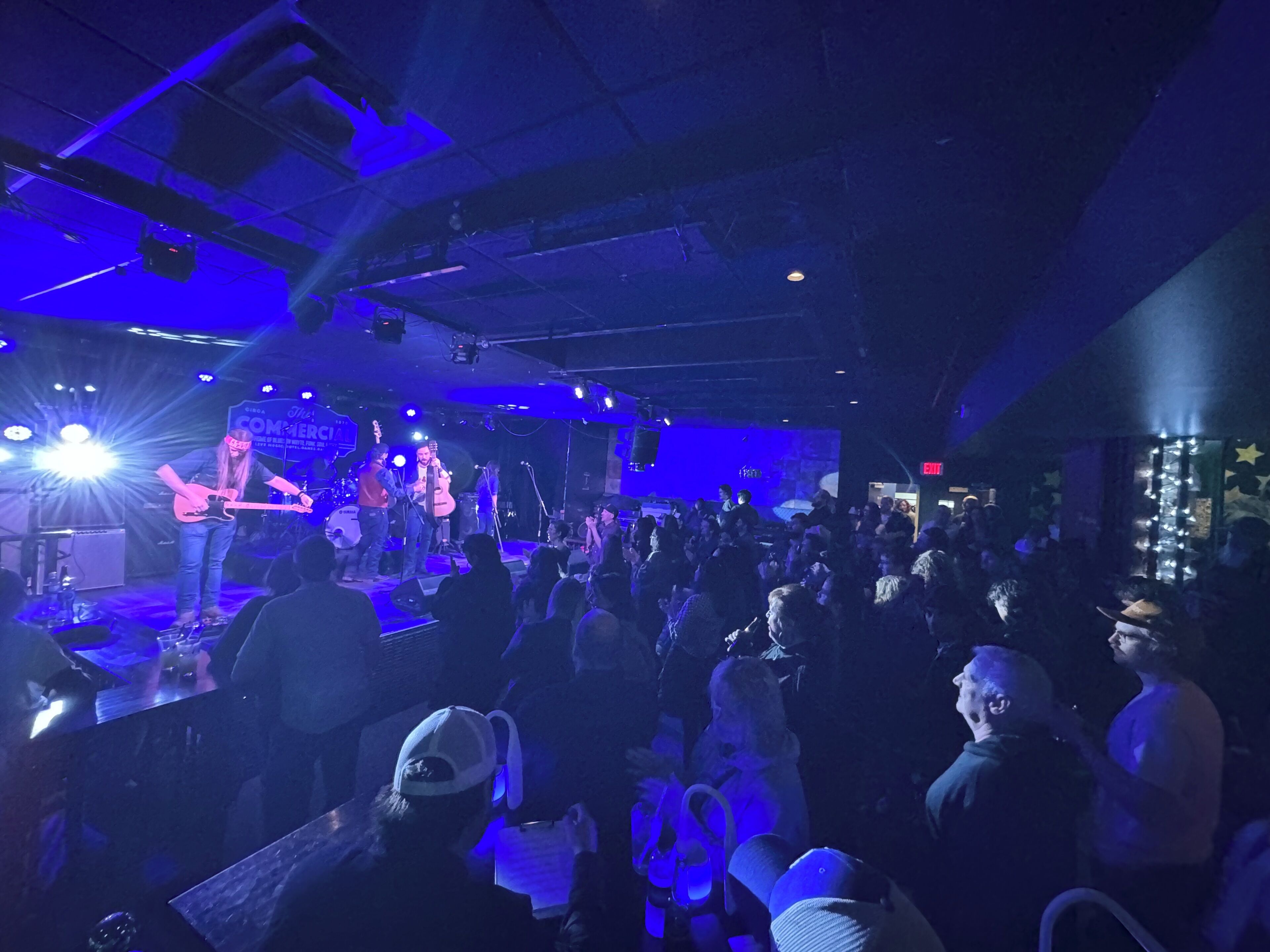 Foto - Commercial Hotel