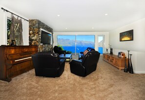 Villa, 3 Bedrooms | Living room | 65-inch flat-screen TV with satellite channels, TV