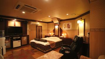 Double Room, Smoking | Blackout drapes, free rollaway beds, free WiFi