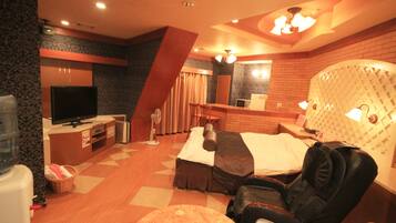 Double Room, Smoking | Blackout drapes, free rollaway beds, free WiFi