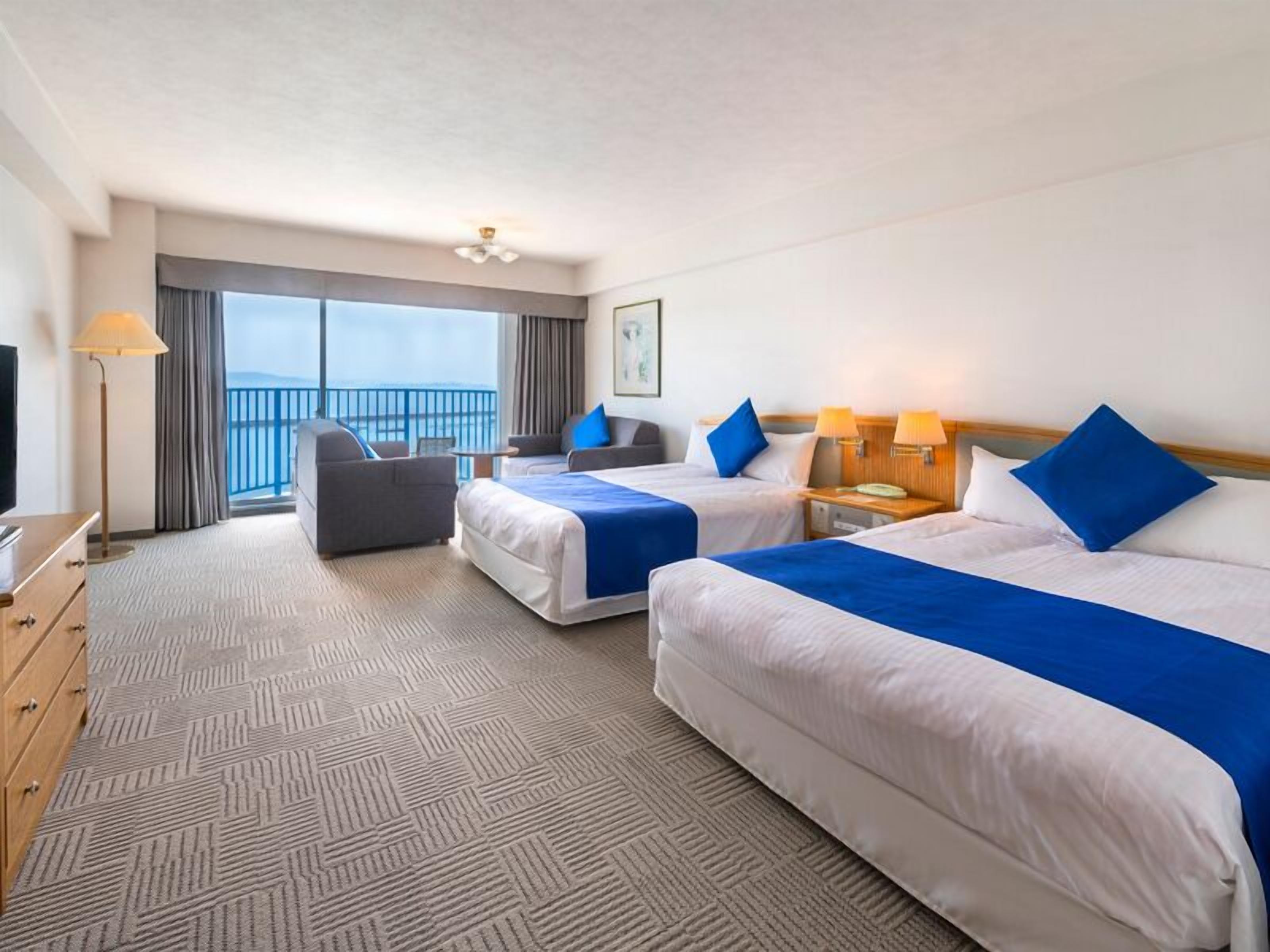 Standard Twin Room, 2 Double Beds, Non Smoking | Down comforters, cribs/infant beds, free WiFi, bed sheets