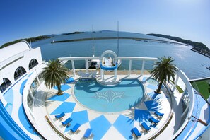 Outdoor pool, pool umbrellas