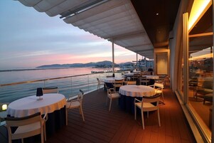 Bar (en la propiedad)