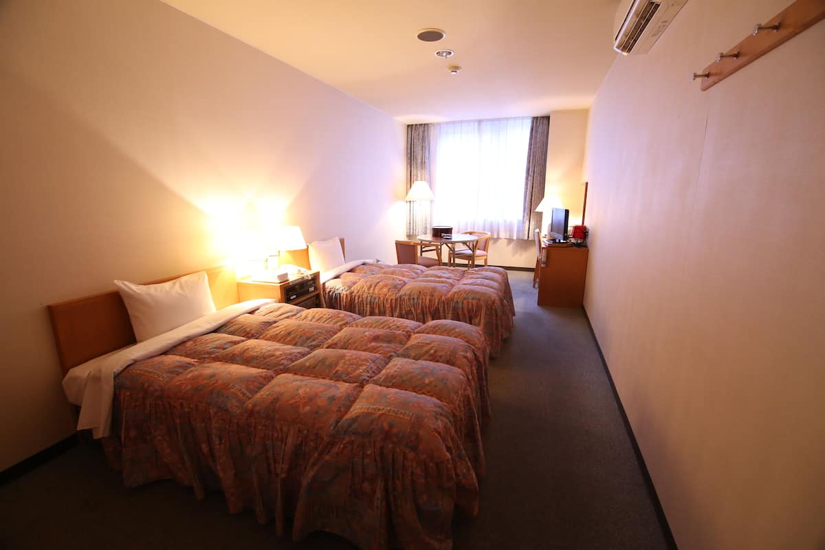 Een kluis op de kamer, gratis wifi, beddengoed
