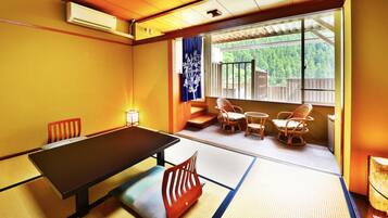 Habitación tradicional (Japanese Style with Open Air Bath) | Caja fuerte, wifi gratis, ropa de cama