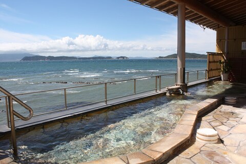 和歌山加太温泉 シーサイドホテル加太海月（写真 2）