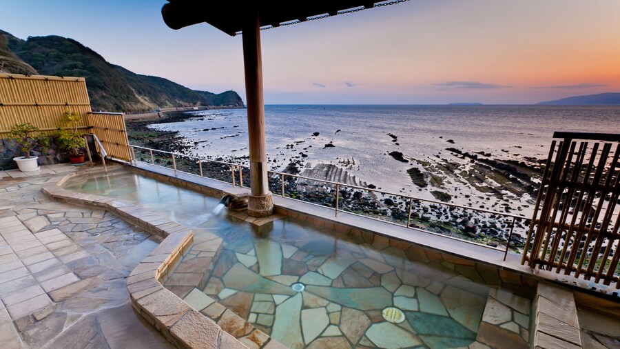 和歌山嘉田温泉海滨酒店