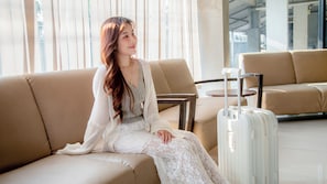 Khu tiếp khách ở sảnh