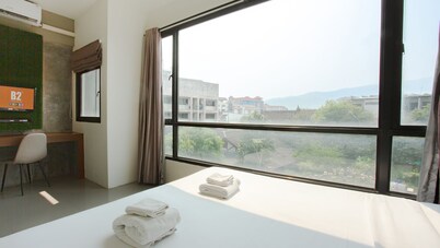 B2 Green Boutique & Budget Hotel