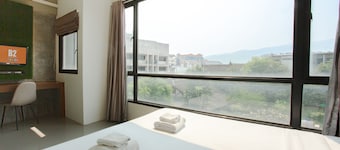 B2 Green Boutique & Budget Hotel