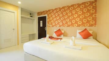 Superior Double Room, 1 Double Bed | Desk, soundproofing, free WiFi, bed sheets