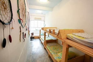 Dormitorio compartido, dormitorio mixto (10 poeple) | 4 habitaciones y wifi gratis