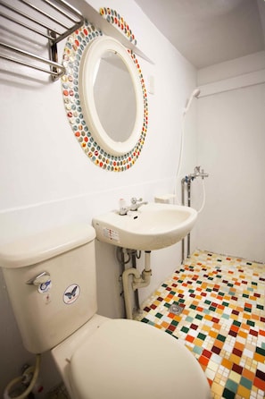 Dormitorio compartido, dormitorio mixto (10 poeple) | Baño