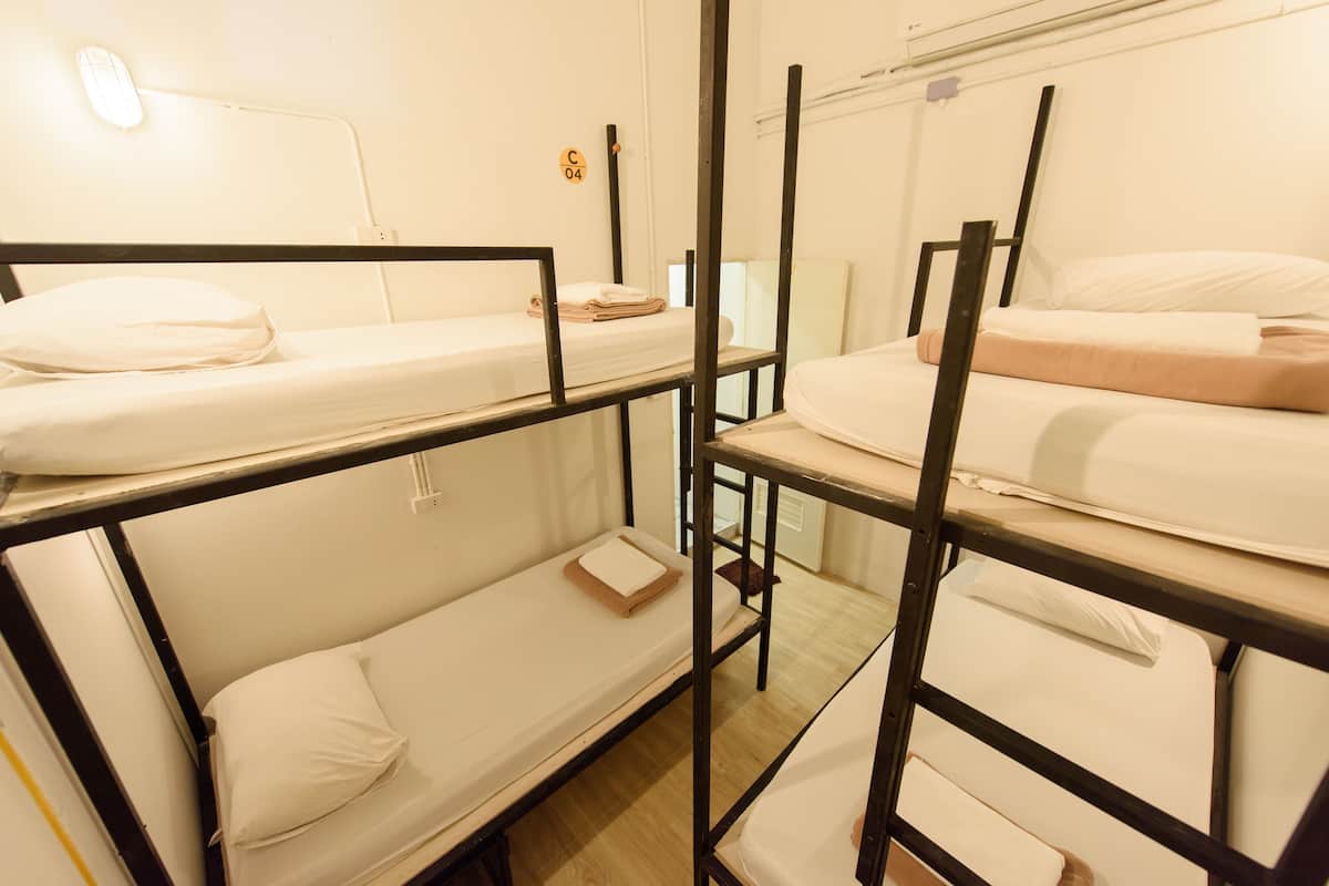 4 Beds Female Dormitory Ensuite | WiFi (free)