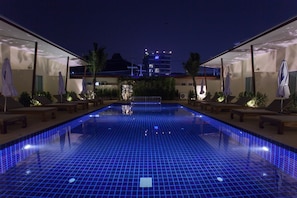 Piscine extérieure