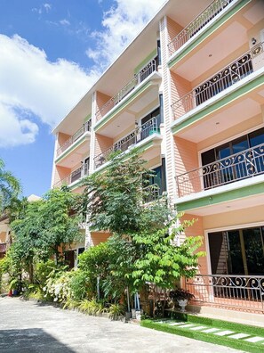 Free self parking - RK Guesthouse (Patong)
