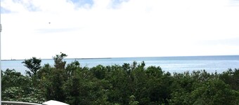 Guesthouse Ho Aloha - Hostel