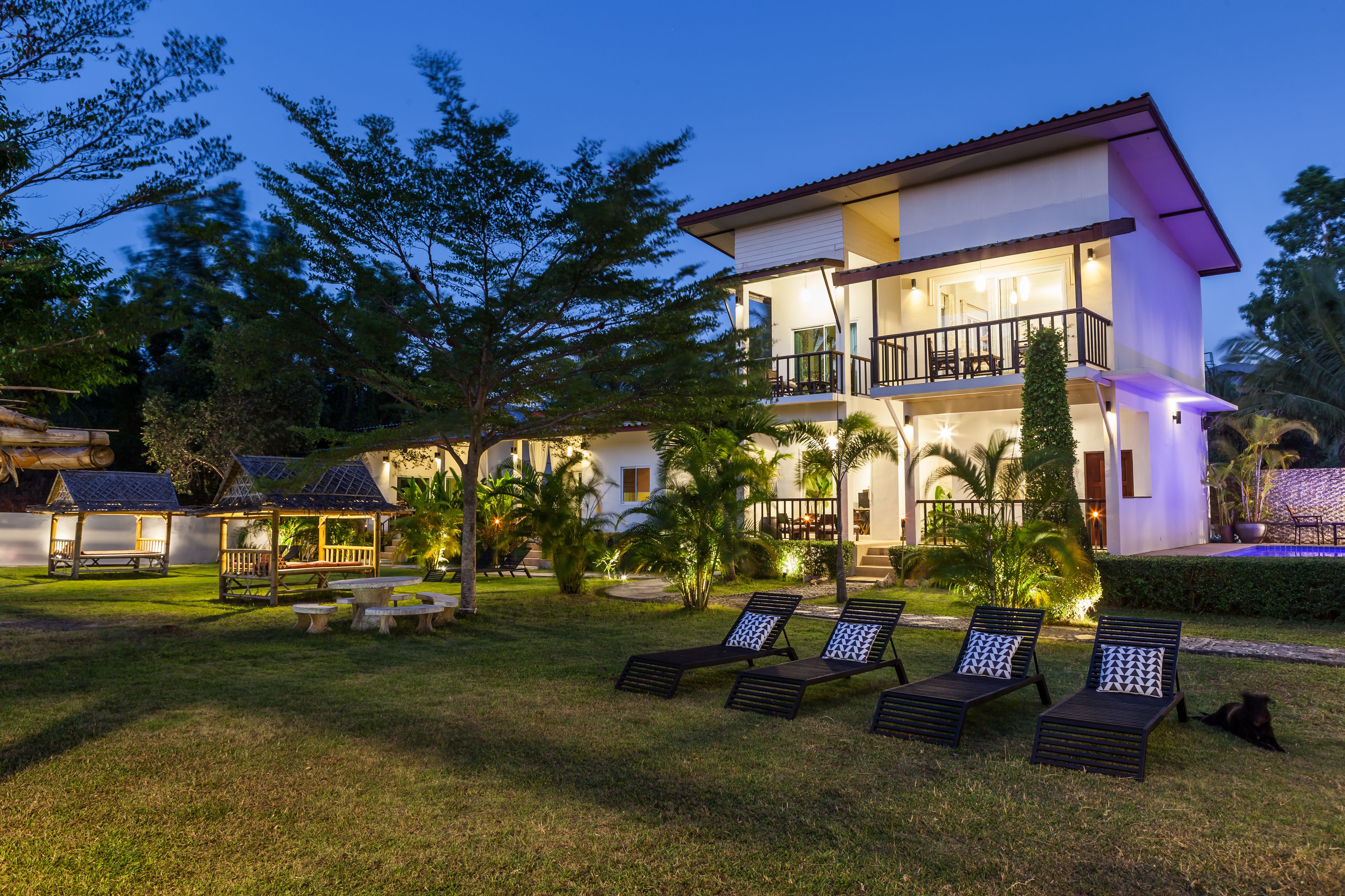 Villa | In-room safe, individually decorated, individually furnished