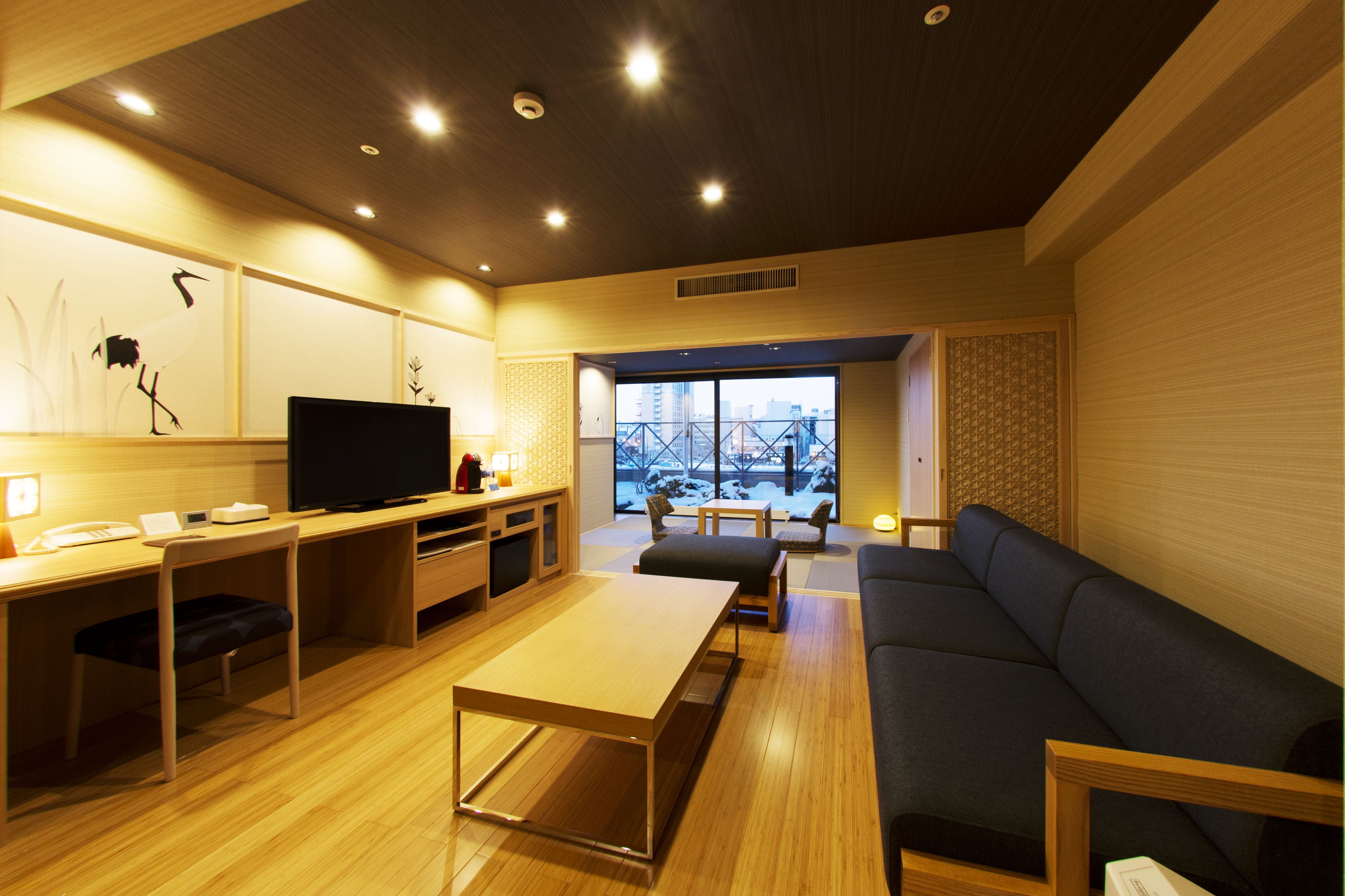 japanese suite , non smoking | premium bedding, pillow-top beds, in-room safe, desk