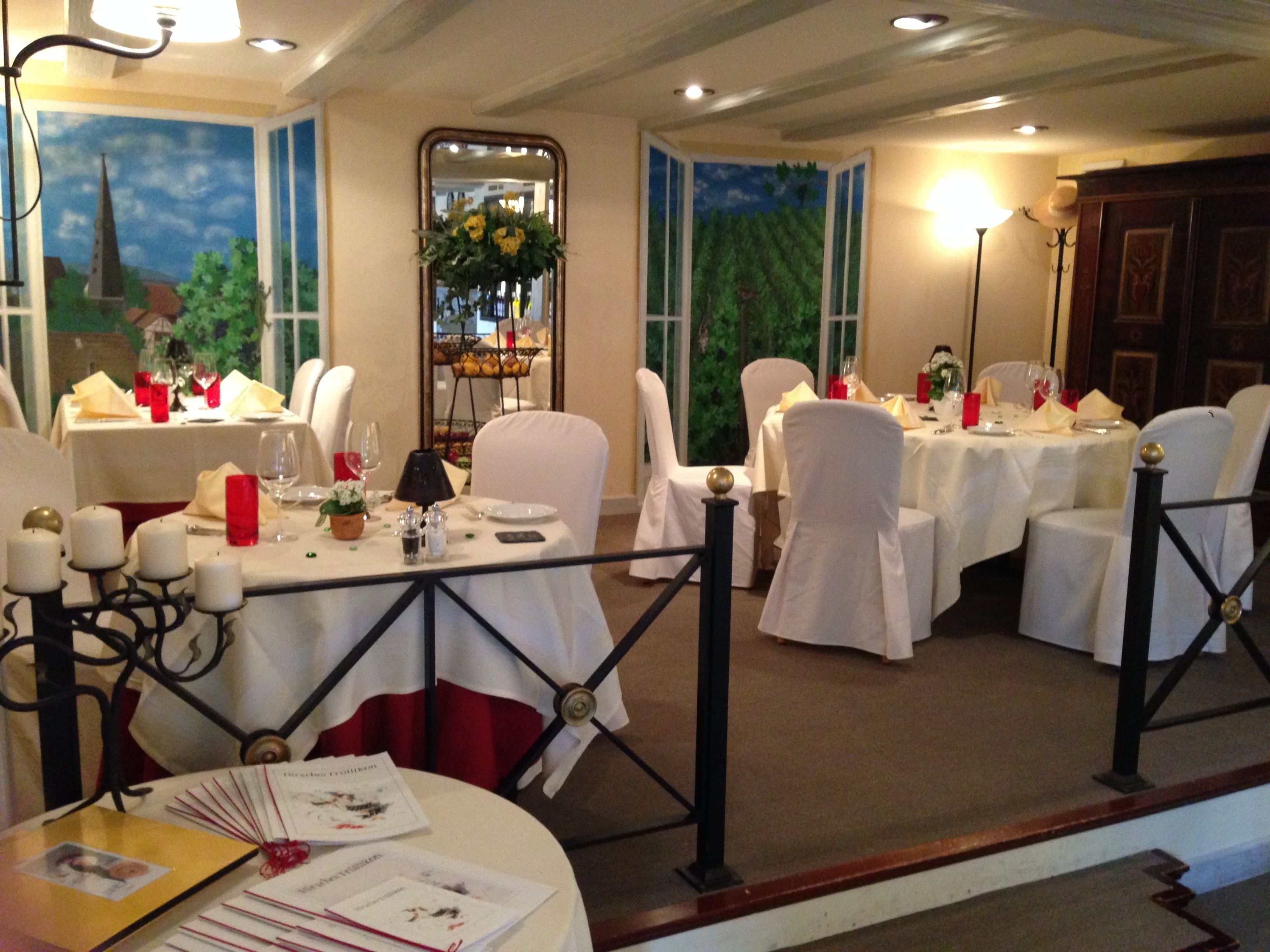 lunch and dinner served, regional cuisine