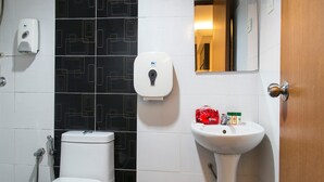 Unclassified image, 4 of 49, button - OYO 105 Sabrina Golden Palace Hotel (Kuala Lumpur)