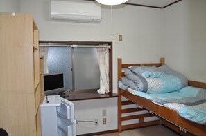 Schreibtisch, kostenloses WLAN