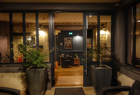 Interior. Hôtel Henri IV
