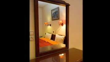 Double or Twin Room | Room amenity