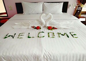 In-room safe, desk, rollaway beds, free WiFi - Lanta Cottage (Ko Lanta)