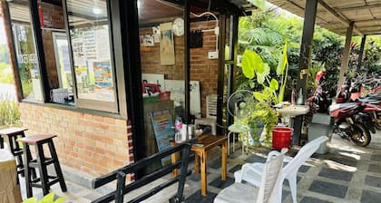 Koh Jum Hostel