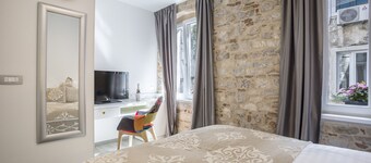 Centro di Centri Rooms