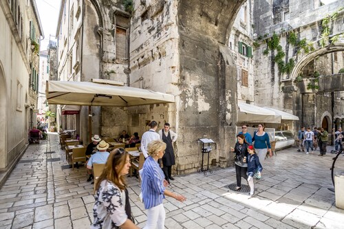 Centro di Centri Rooms