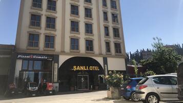 Fachada de la propiedad