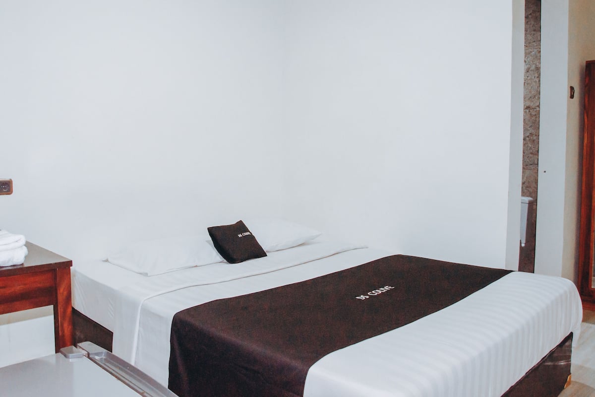 Premium-værelse - 1 queensize-seng | Skrivebord, lydisolering, gratis Wi-Fi, sengetøj